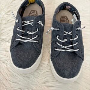 Hey Dude Cody  Craft Linen Navy Comfortable & Light-Weight Size 12 kids toddler